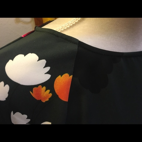 Lovely dark green floral swing style dress - Picture 5 of 6